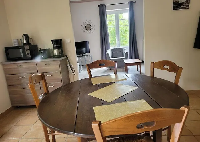 Holiday home Le Cedre Bleu *