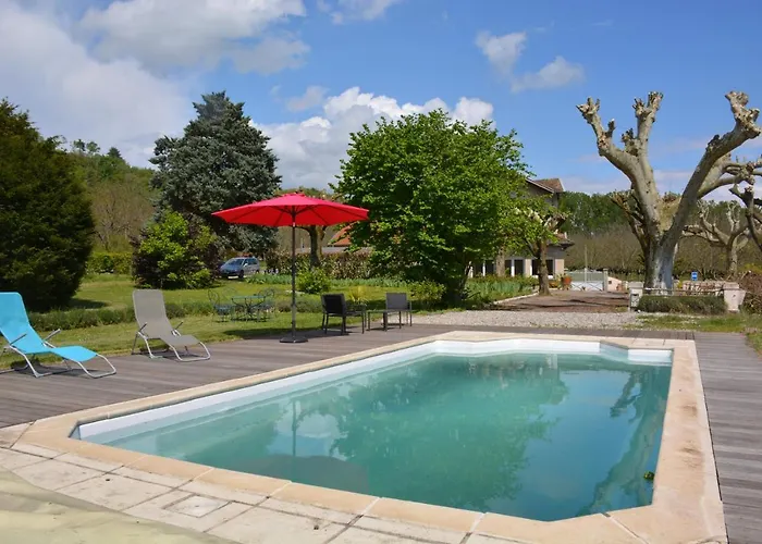 Holiday home Le Cedre Bleu *