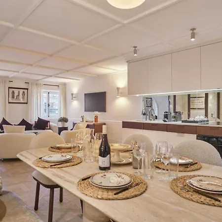 Le Prestige Paris