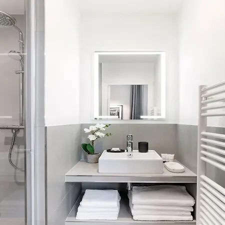 Appartement Gite Le Cedre Bleu Parijs