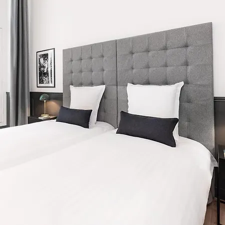 Le Prestige Paris